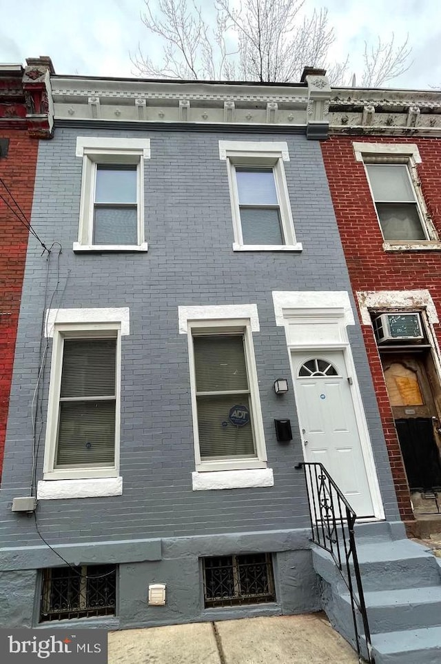 3124 N Carlisle St, Philadelphia, PA 19132 - townhome / multi-family property featuring brick siding