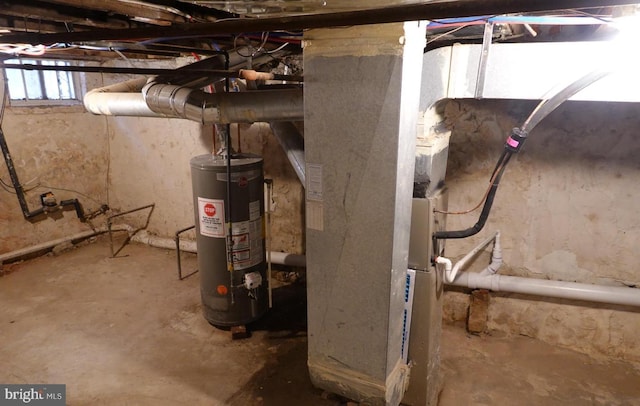 3124 N Carlisle St, Philadelphia, PA 19132 - basement with water heater