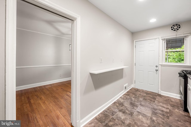 838 Benninghaus Rd, Baltimore, MD 21212 - interior space featuring baseboards