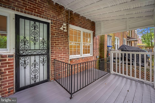 838 Benninghaus Rd, Baltimore, MD 21212 - view of wooden porch