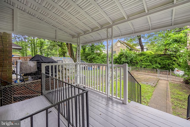 838 Benninghaus Rd, Baltimore, MD 21212 - view of wooden terrace