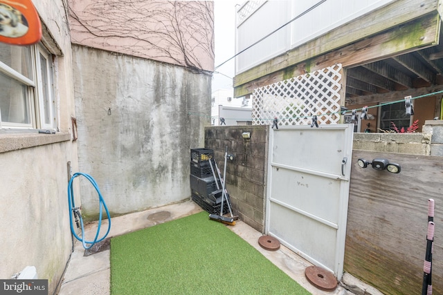 2212 S Bouvier St, Philadelphia, PA 19145 - view of yard