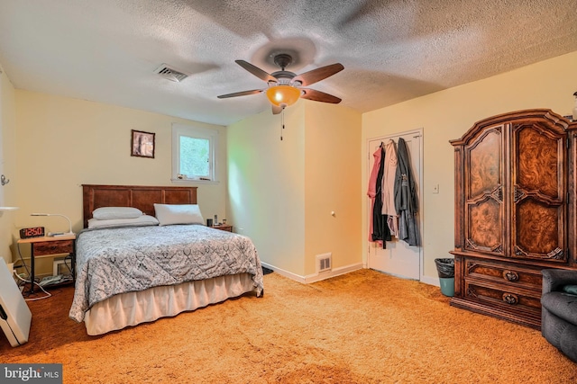 3702 Kingwood Sq, Baltimore, MD 21215 - bedroom featuring carpet flooring, a textured ceiling, and ceiling fan