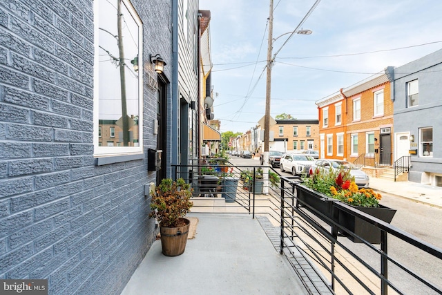 1229 S Bucknell St, Philadelphia, PA 19146 - balcony featuring a residential view