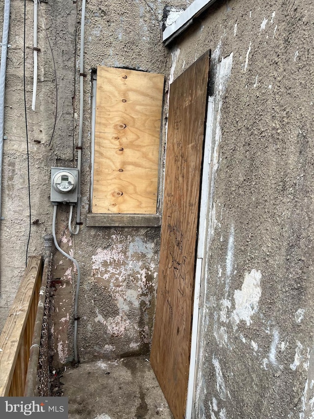 3601 9th St, Baltimore, MD 21225 - detailed view of electric meter