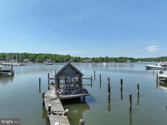 48 E Lake Dr, Annapolis, MD 21403