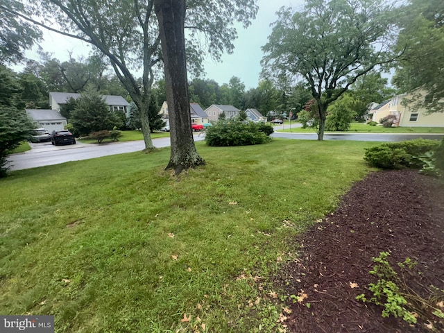 2713 Federal Ln, Bowie, MD 20715 - view of green lawn with a residential view