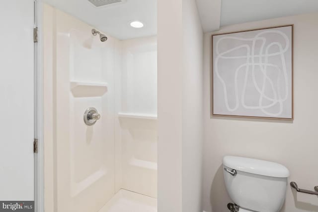 745 Gresham Pl NW, Washington, DC 20001 - bathroom featuring a shower