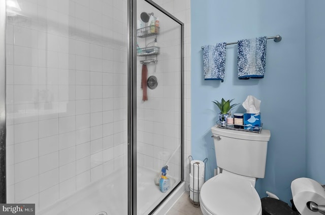 922 S Macon St, Baltimore, MD 21224 - full bath featuring a shower stall and toilet