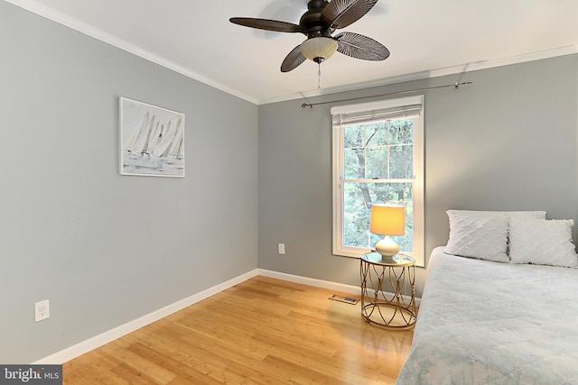 1581 Poplar Grove Dr, Reston, VA 20194 - bedroom with crown molding, light wood-type flooring, and a ceiling fan