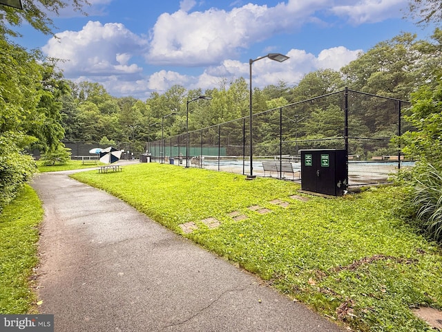 1581 Poplar Grove Dr, Reston, VA 20194 - view of home's community featuring a tennis court