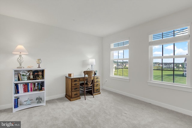 33 Winifred, Hanover, PA 17331 - carpeted office space with baseboards