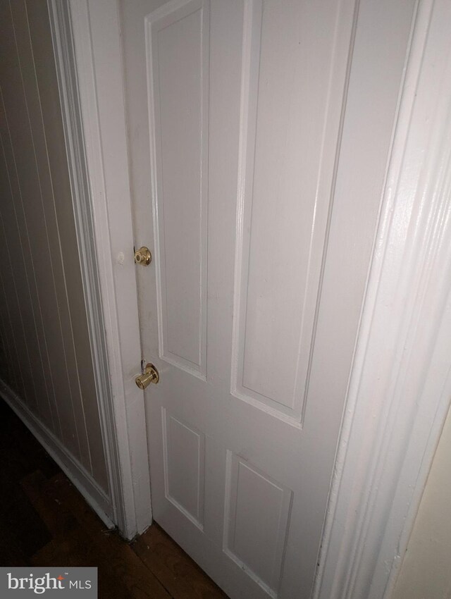 311 Calhoun St, Baltimore, MD 21223 - detailed view of wood finished floors