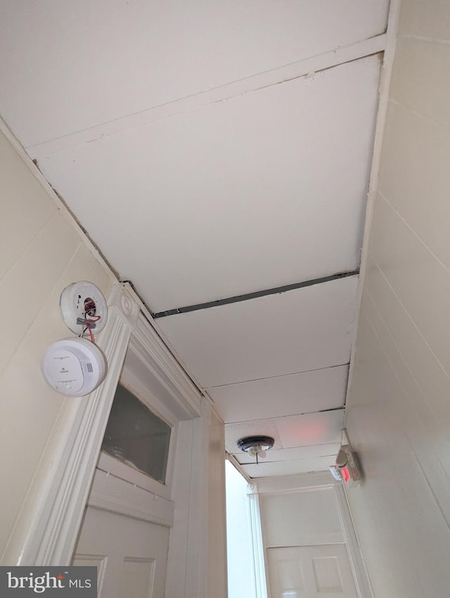 311 Calhoun St, Baltimore, MD 21223 - detailed view of a smoke detector