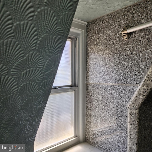 175 Stoneway Ln, Bala Cynwyd, PA 19004 - detailed view