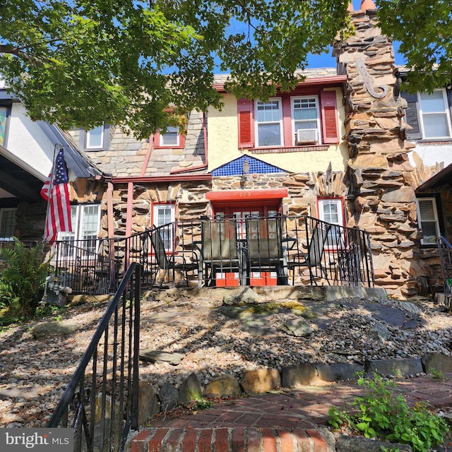 175 Stoneway Ln, Bala Cynwyd, PA 19004 - multi unit property with stone siding and stucco siding