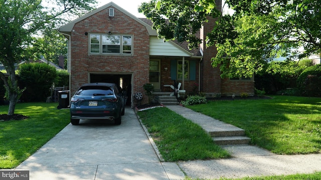 812 Byram St, Reading, PA 19606 - tri-level home featuring driveway, a front lawn, and brick siding