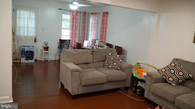 812 Byram St, Reading, PA 19606 - living area with wood finished floors and ceiling fan