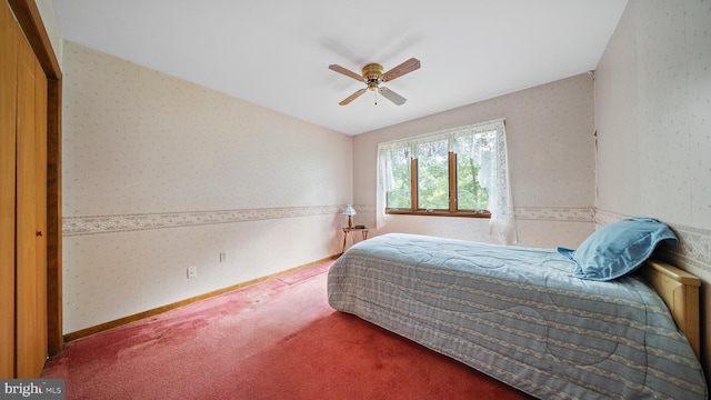 26972 S Tourmaline Dr, Hebron, MD 21830 - carpeted bedroom featuring wallpapered walls and a ceiling fan