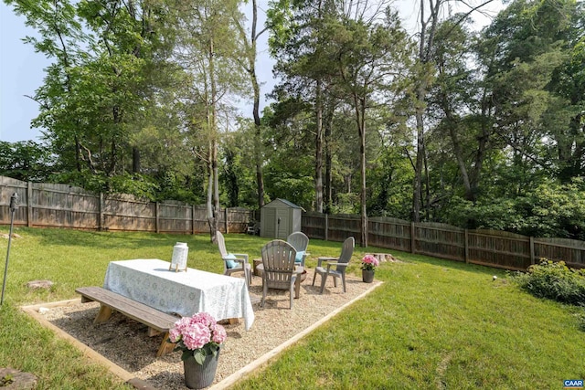 1470 Willow Lake Dr, Charlottesville, VA 22902 - fenced backyard with a storage unit