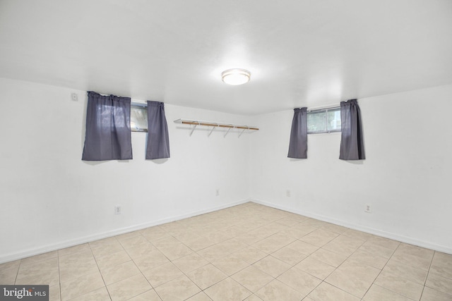 407 Pratt St, Fredericksburg, VA 22405 - unfurnished room with baseboards