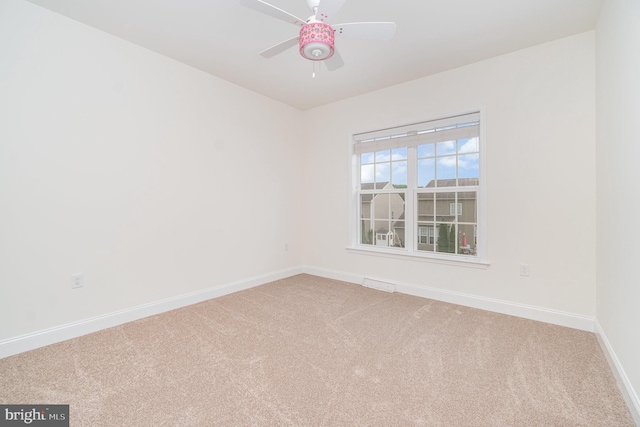 22 Stone Barn Rd, Mechanicsburg, PA 17050 - spare room with carpet and a ceiling fan