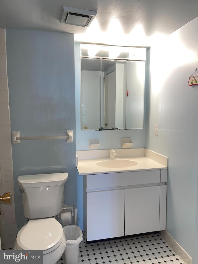 1420 Locust St Unit 20Q, Philadelphia, PA 19102 - bathroom featuring vanity and a wall unit AC