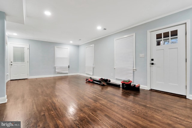 1133 46th St SE, Washington, DC 20019 - foyer featuring wood finished floors, crown molding, and recessed lighting
