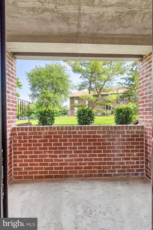 19 Juliet Ln Unit 103, Baltimore, MD 21236 - view of patio