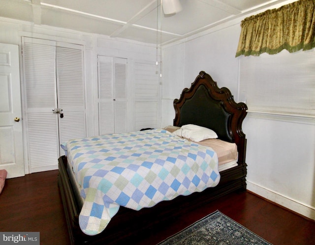 6535 Gravel Branch Rd, Hurlock, MD 21643 - bedroom with dark wood-style flooring and a closet