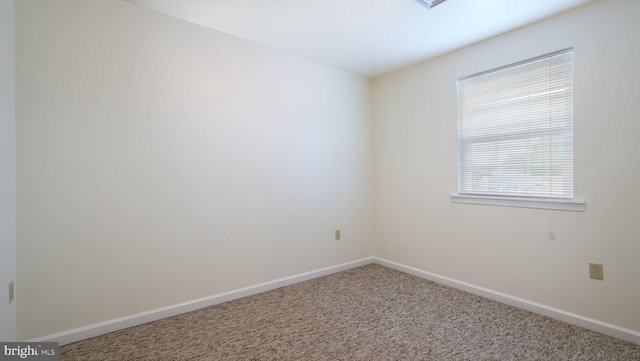 253 Roosevelt St, Bristol, PA 19007 - carpeted empty room with baseboards