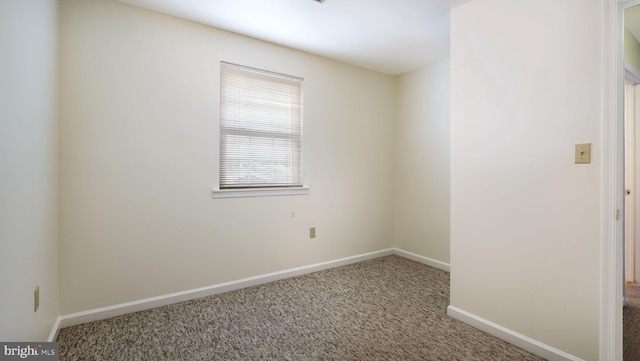 253 Roosevelt St, Bristol, PA 19007 - empty room with carpet