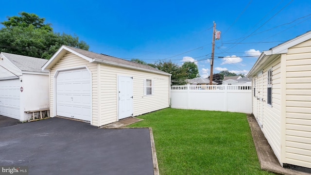 253 Roosevelt St, Bristol, PA 19007 - view of detached garage