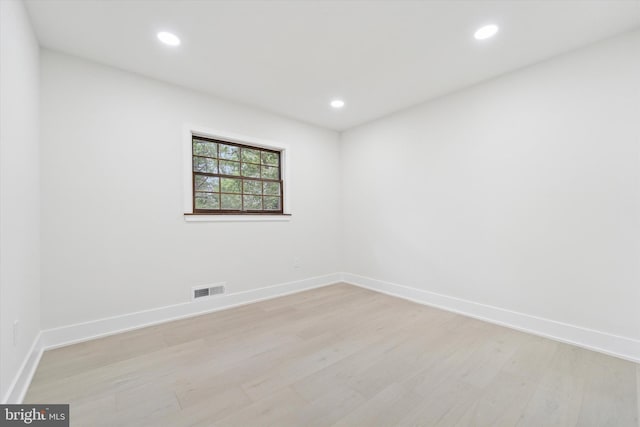 932 Cropwell Rd, Cherry Hill, NJ 08003 - spare room featuring light wood finished floors and recessed lighting