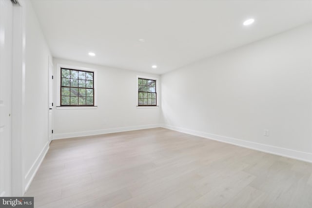 932 Cropwell Rd, Cherry Hill, NJ 08003 - empty room featuring light wood-style floors and recessed lighting