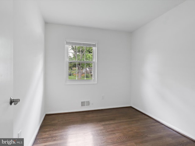 5415 Juliet St, Springfield, VA 22151 - empty room featuring wood finished floors and baseboards