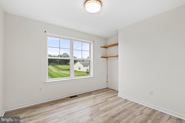 7 Compton Way, Barto, PA 19504 - empty room with wood finished floors and baseboards