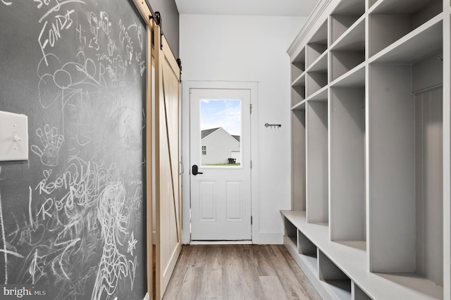 7 Compton Way, Barto, PA 19504 - mudroom with a barn door and wood finished floors