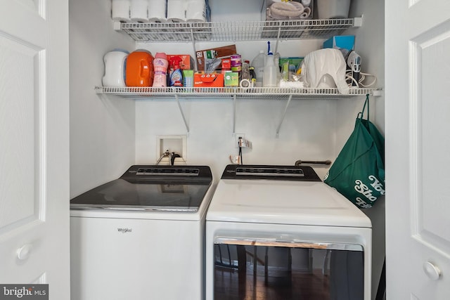 52 Ocean Breeze Ct, Manahawkin, NJ 08050 - laundry room with washing machine and dryer