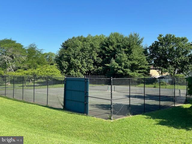 18432 Gardenia Way, Gaithersburg, MD 20879 - view of tennis court