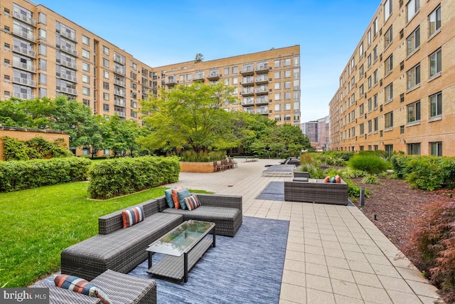 475 K St NW Unit 522, Washington, DC 20001 - view of home's community featuring outdoor lounge area