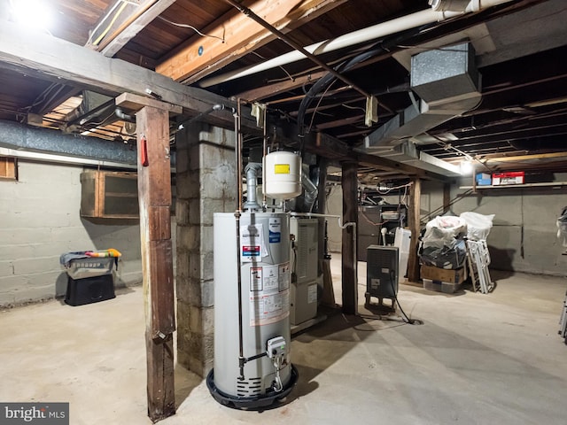 1065 Broadway Blvd, Reading, PA 19607 - unfinished basement featuring gas water heater