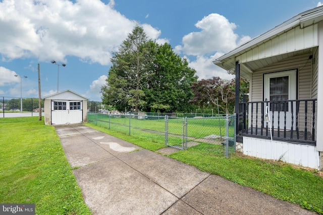 1065 Broadway Blvd, Reading, PA 19607 - view of yard with concrete driveway