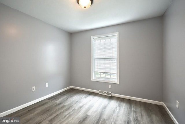 5 Stahle Ln, Dover, PA 17315 - unfurnished room featuring dark wood-type flooring and baseboards