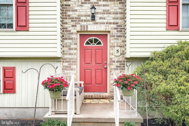 5 Stahle Ln, Dover, PA 17315 - entrance to property with brick siding