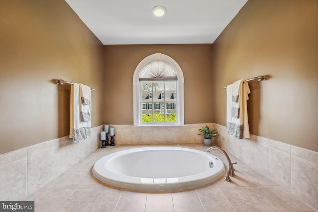 3716 Taft Ave, Alexandria, VA 22304 - bathroom featuring a bath