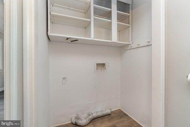 324 N 2nd St, Lykens, PA 17048 - laundry area featuring wood finished floors and washer hookup