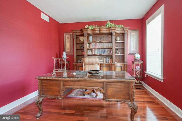 8 Cove Ct, Hainesport, NJ 08036 - office space with wood finished floors and baseboards