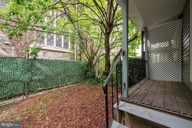 1408 N Redfield St, Philadelphia, PA 19151 - view of wooden deck