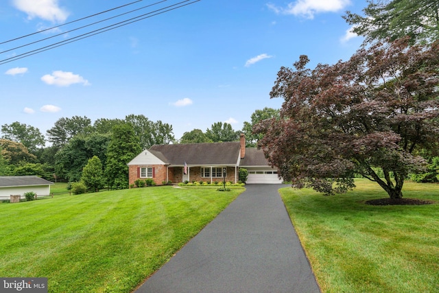 10833 Hunting Ln, Columbia, MD 21044 - ranch-style house featuring an attached garage, a front yard, and asphalt driveway